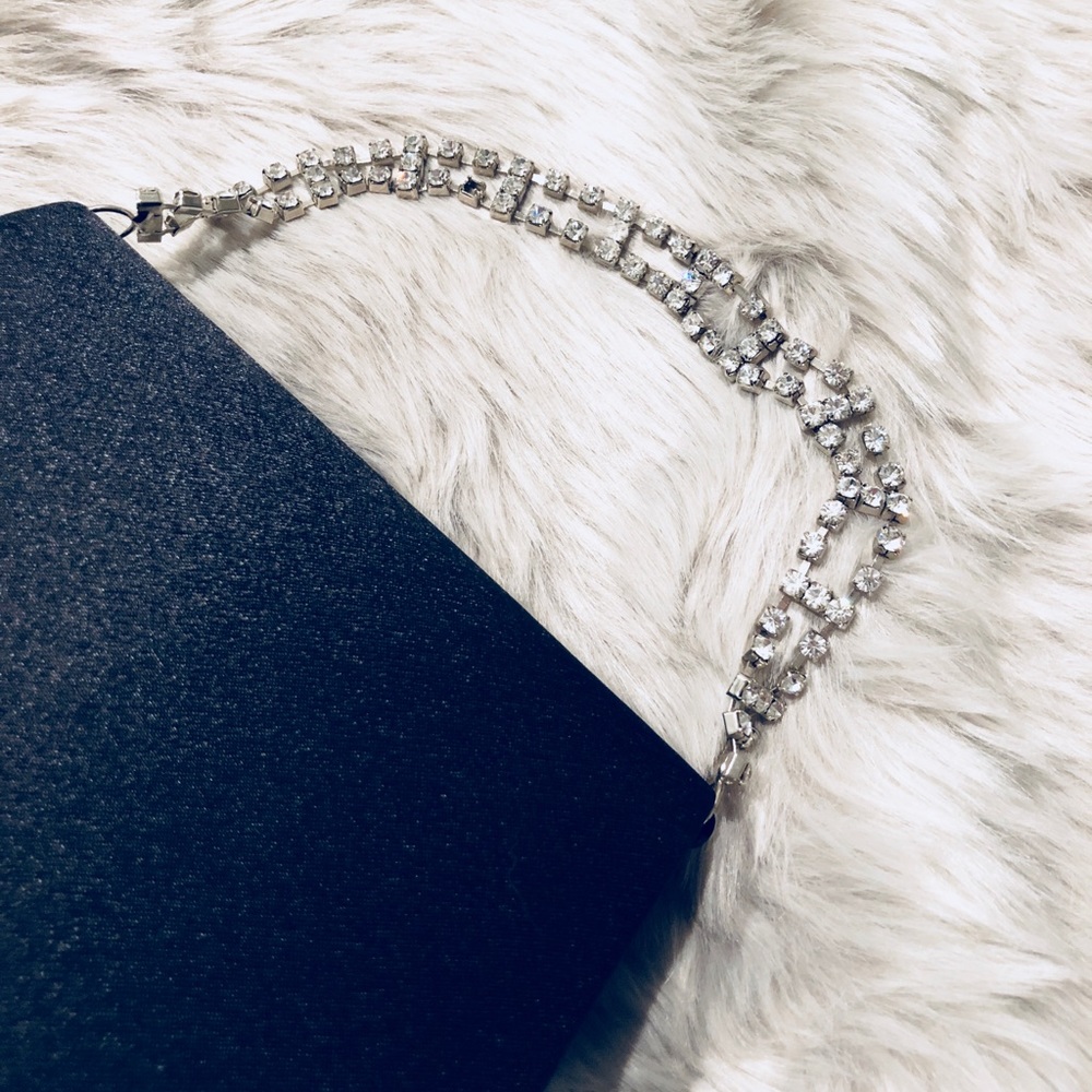 Cache Handbag - Picture 2 of 5